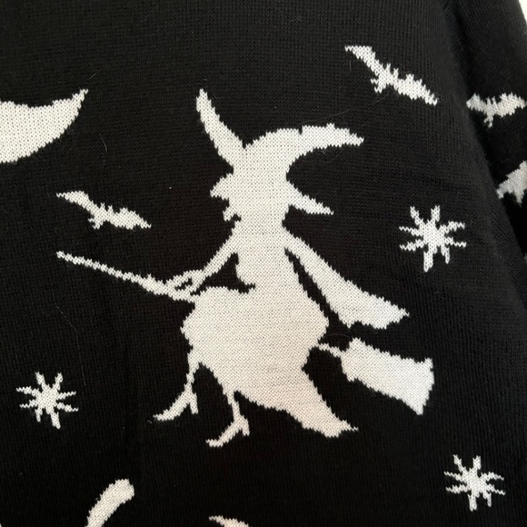 Backstitch Bruja Duster Long Witch Cardigan - Regular Size - Picture 6 of 7